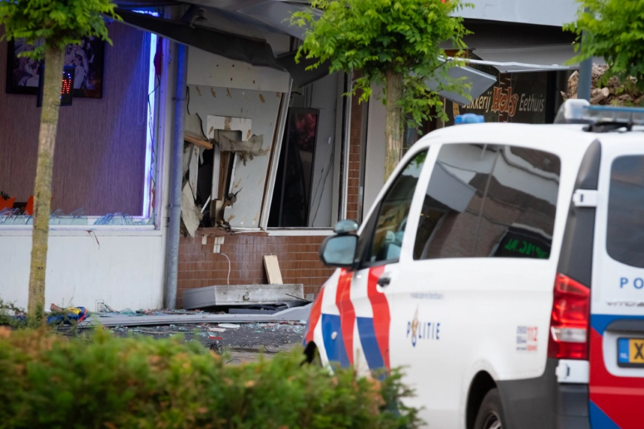 Bewegend beeld van politieoptreden na plofkraak Holierhoek