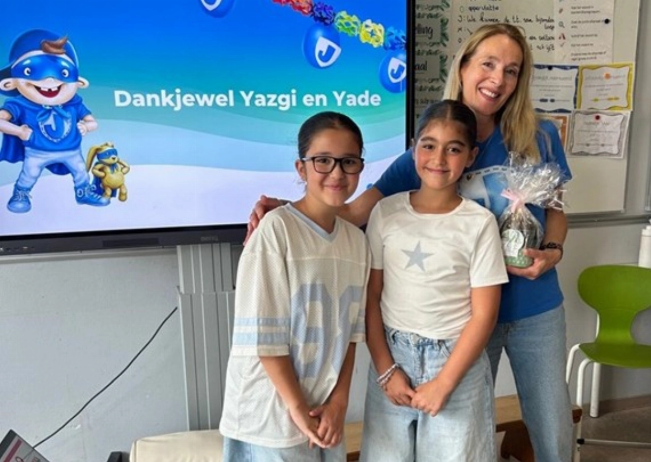 Leerlingen Jenaplanschool halen € 1.000 op voor Stichting Jarige Job