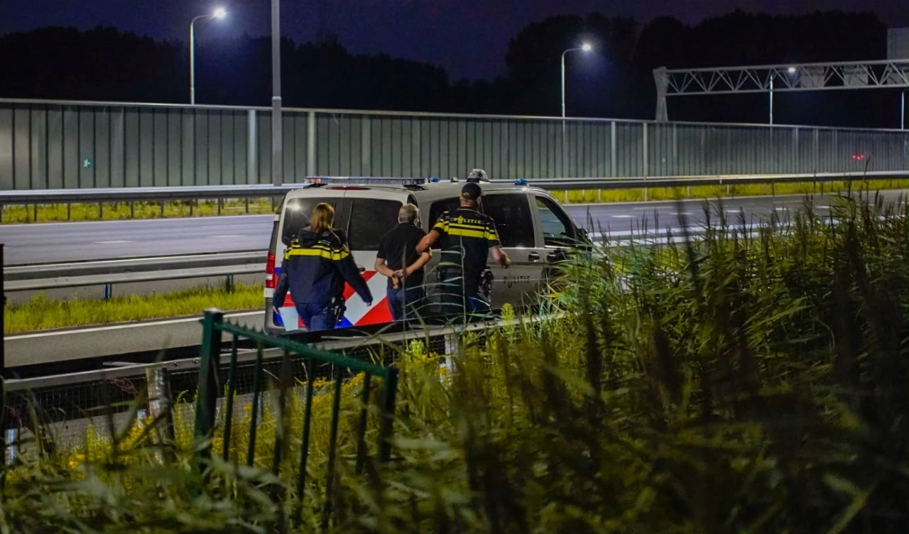 Vrachtwagenchaufeur aangehouden langs A20 voor openstaande celstraf