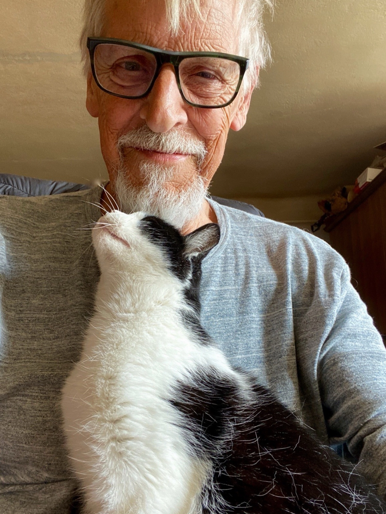 Vlaardingse fotograaf Hans Molenkamp (79) overleden