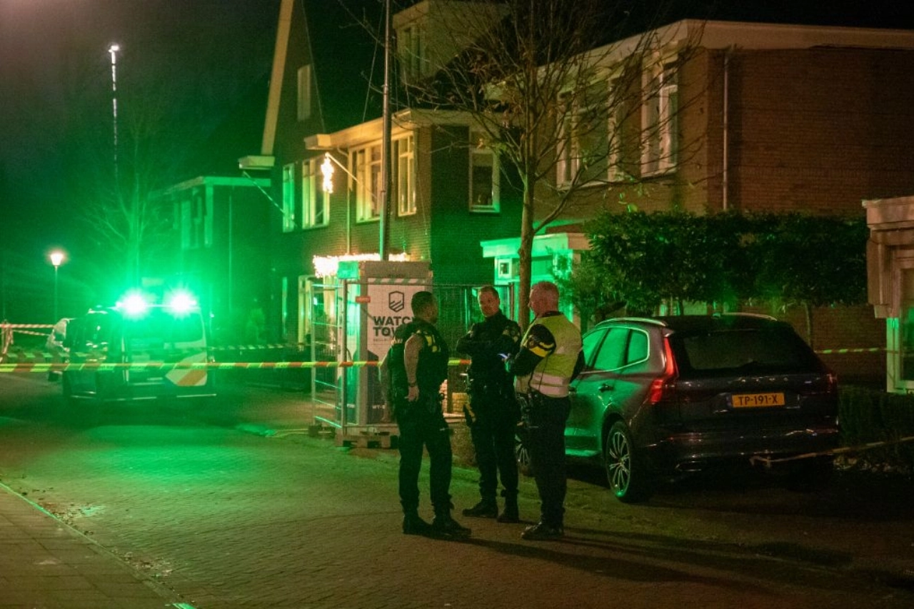 Misdaadjournalist John van den Heuvel: 'Complete oorlogssituatie' in Vlaardingen
