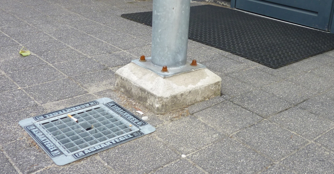 Peukentegels op winkelstrip Wiardi Beckmansingel in aanloop naar Cleanup Day