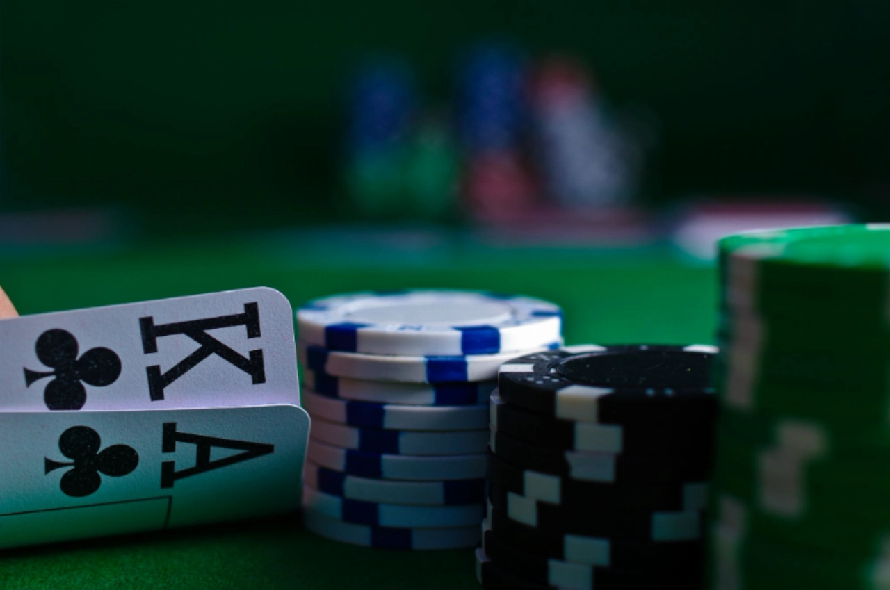 Van eerste platforms naar een wereldwijde industrie: de groei van online casino’s