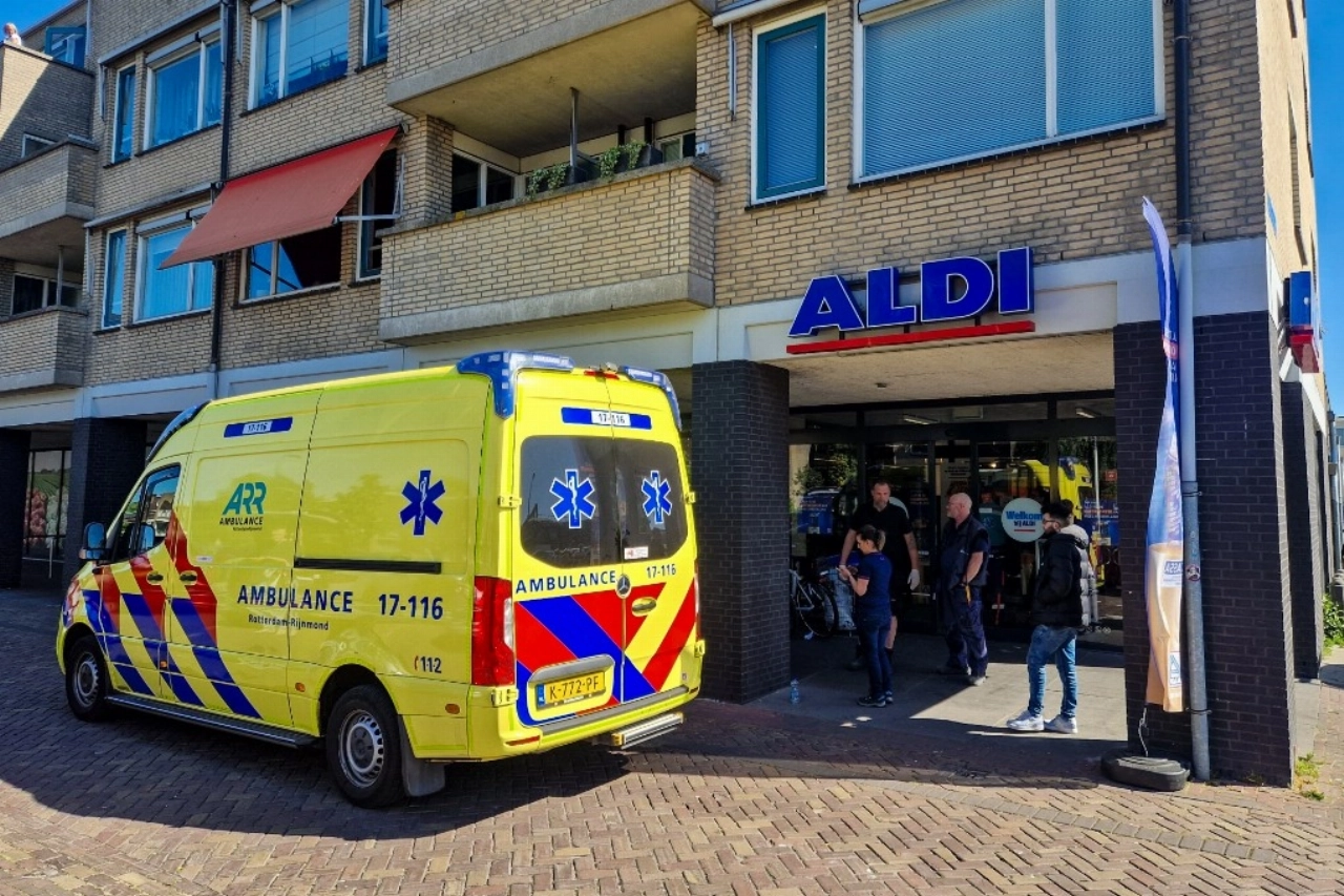 Man krijgt tbs na mesaanval op caissière in Vlaardingse Aldi
