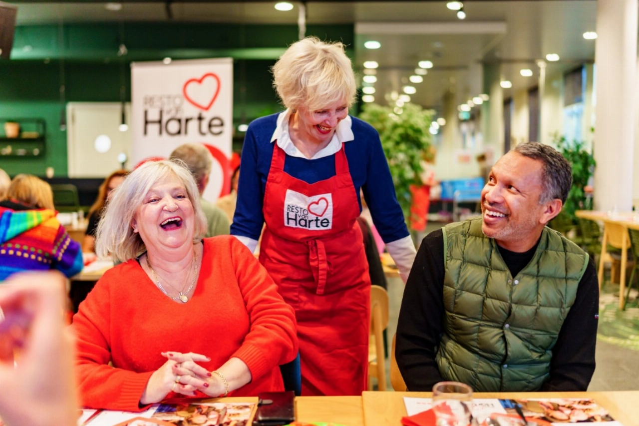 Samen eten en spelen tegen eenzaamheid in Vlaardingen