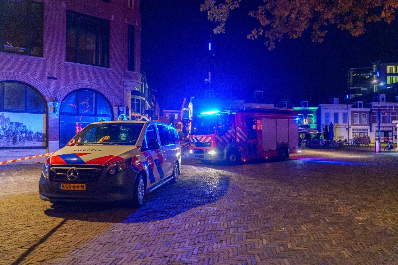 Gezin overnacht elders na explosie bij kapper Westhavenkade