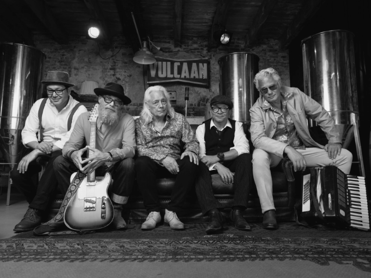 Charley Cruz & the Paradise People spelen bij Vulcaan