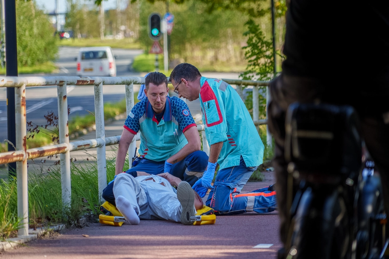 Scooterrijder gewond na uitwijkmanoeuvre voor fatbike op Kesperweg