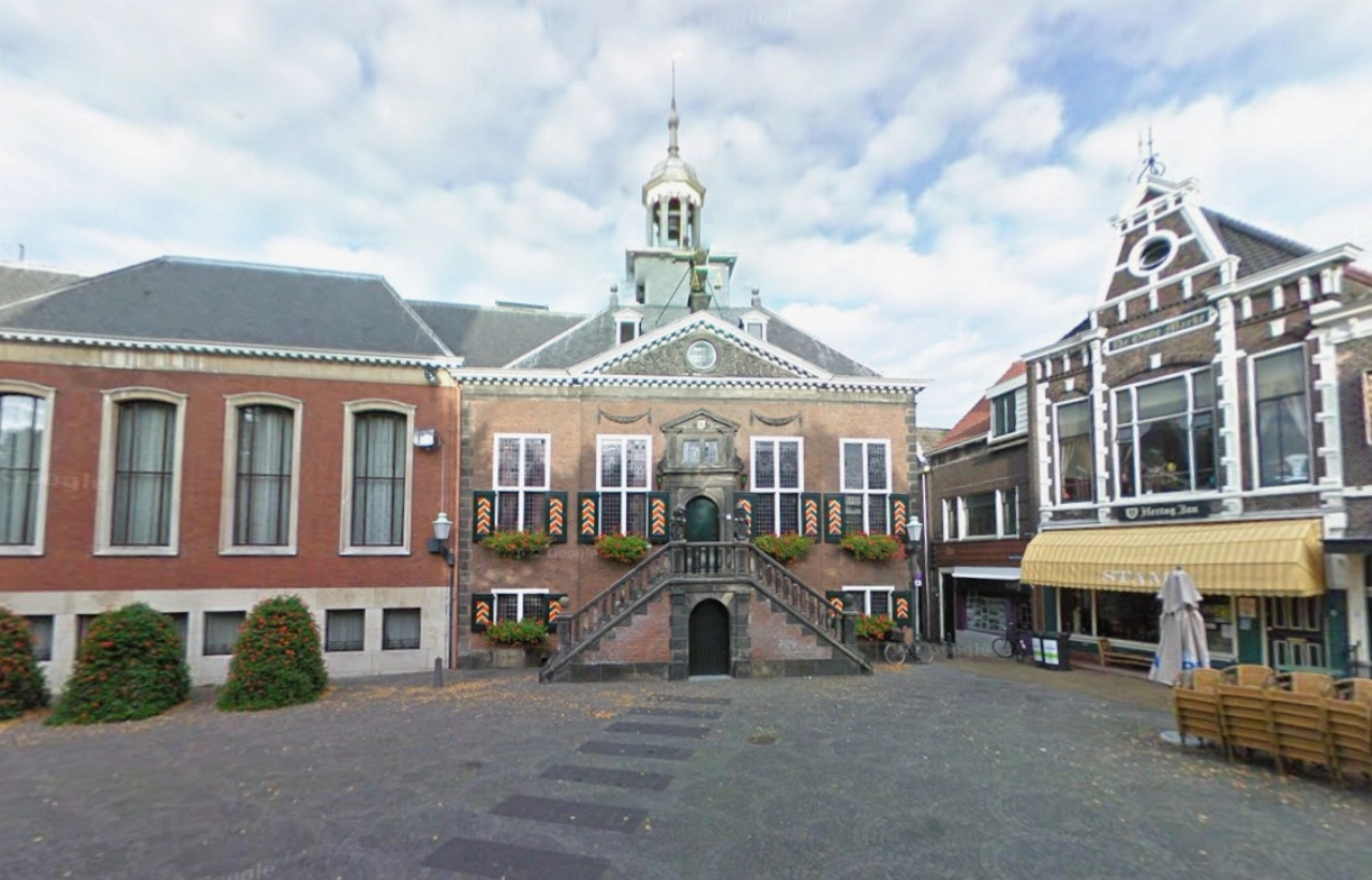 Stadhuis gaat in de steigers, trouwzaal vijf maanden dicht