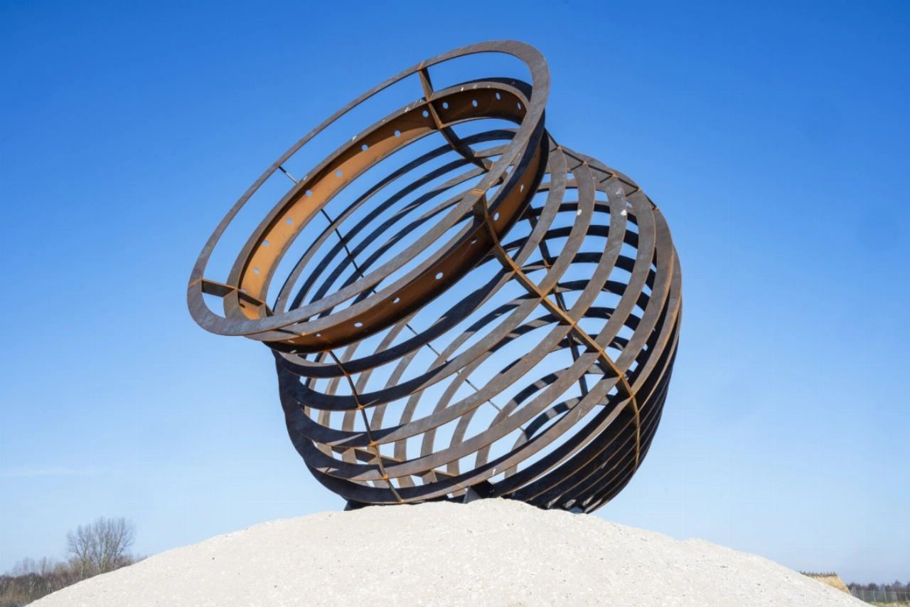 Nieuw kunstwerk in de Broekpolder: Aardewerk