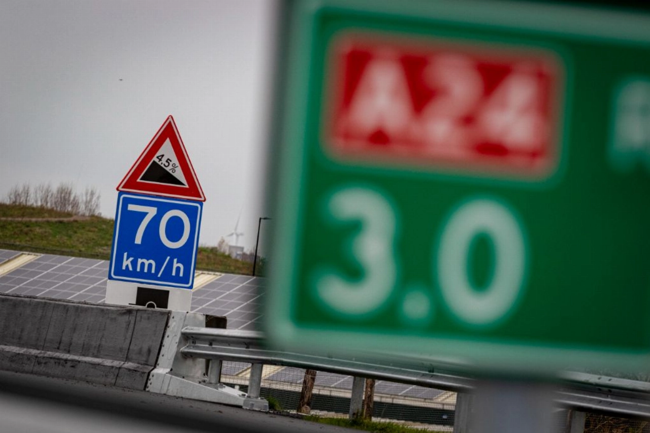 Aanrijding op de A24, beide bestuurders onder invloed van verdovende middelen