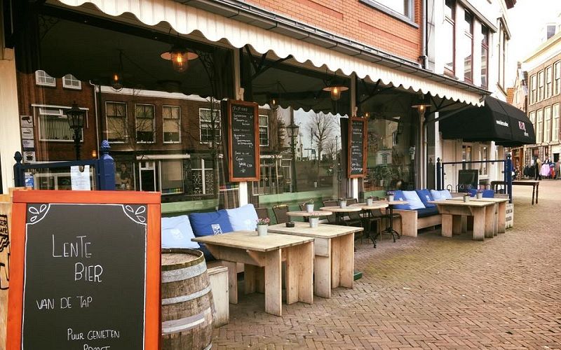 Grand Café De Waker krijgt nieuwe eigenaren
