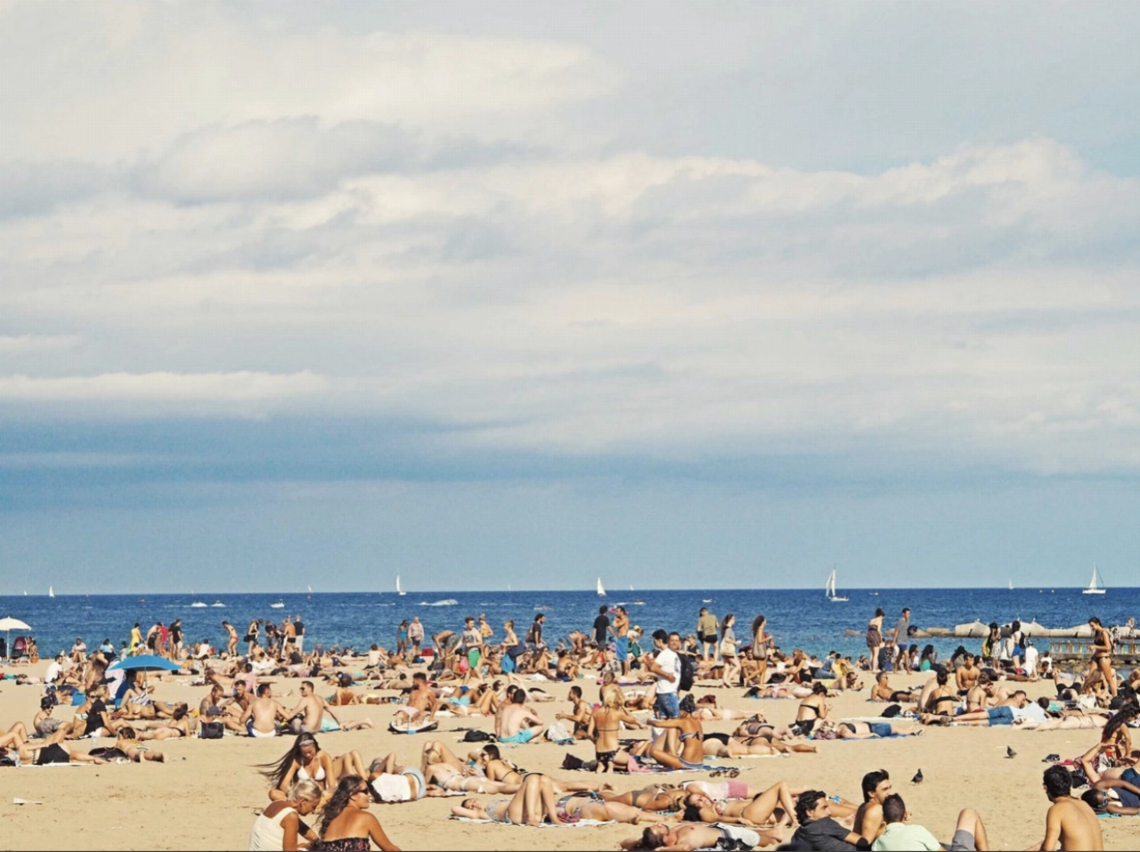 Kom niet naar het strand!