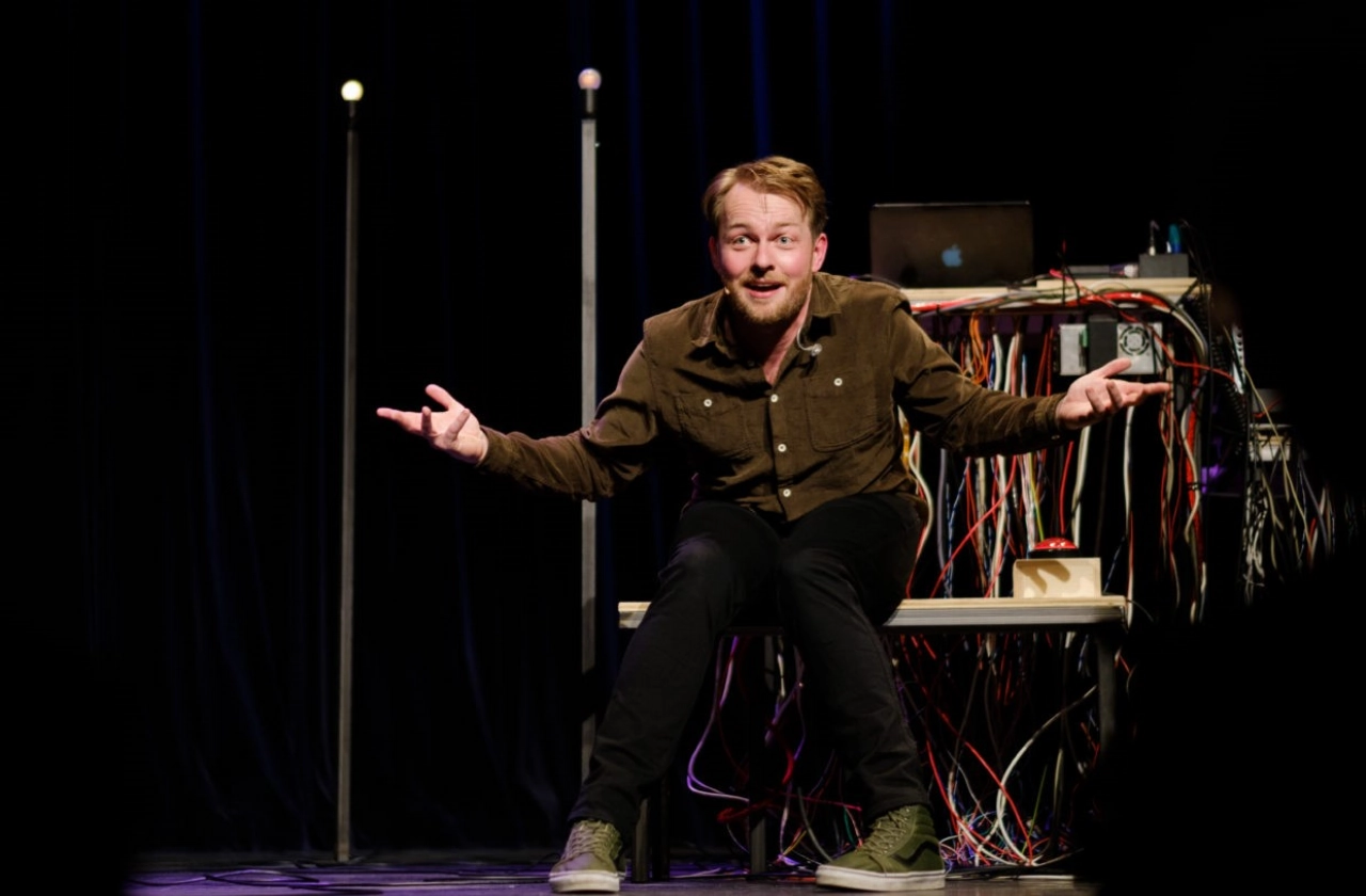 Cabaretier Marcel Harteveld met ‘Weet ik veel’