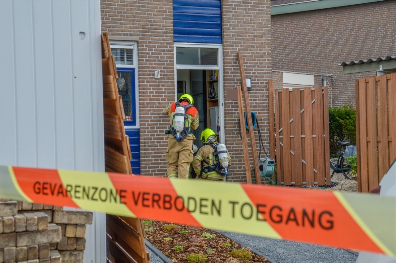Gasleiding geraakt bij plaatsen schutting Zeemandreef