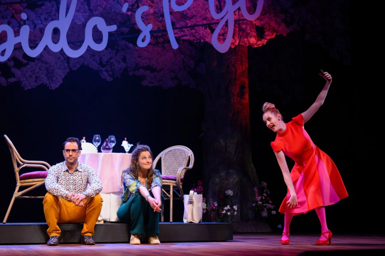 Musical comedy over het ongemak van (blind) daten