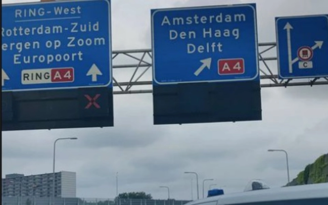 Rode kruizen genegeerd: zeventig mensen krijgen bon