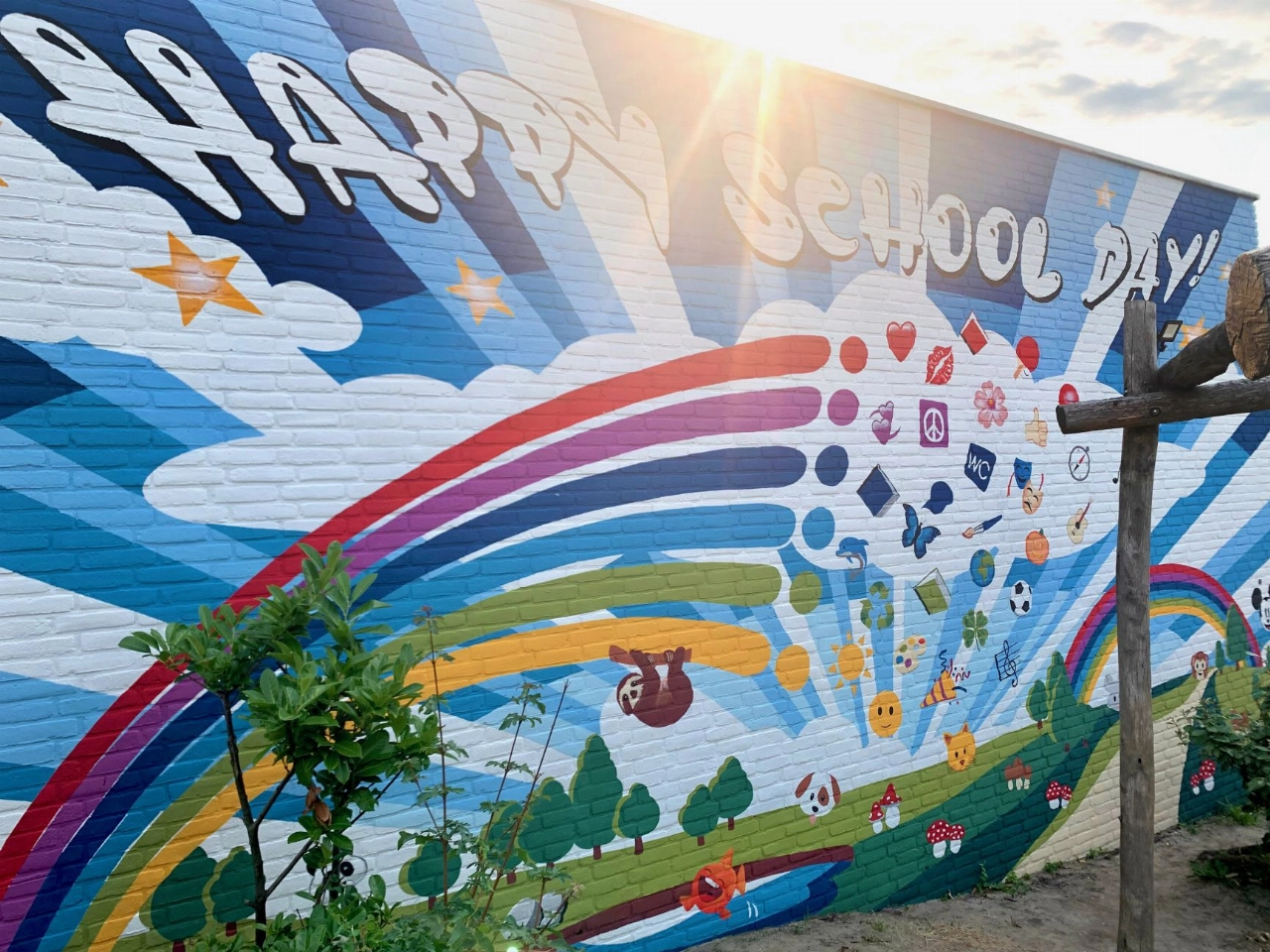 Nieuwe muurschildering voor IKC De Regenboog