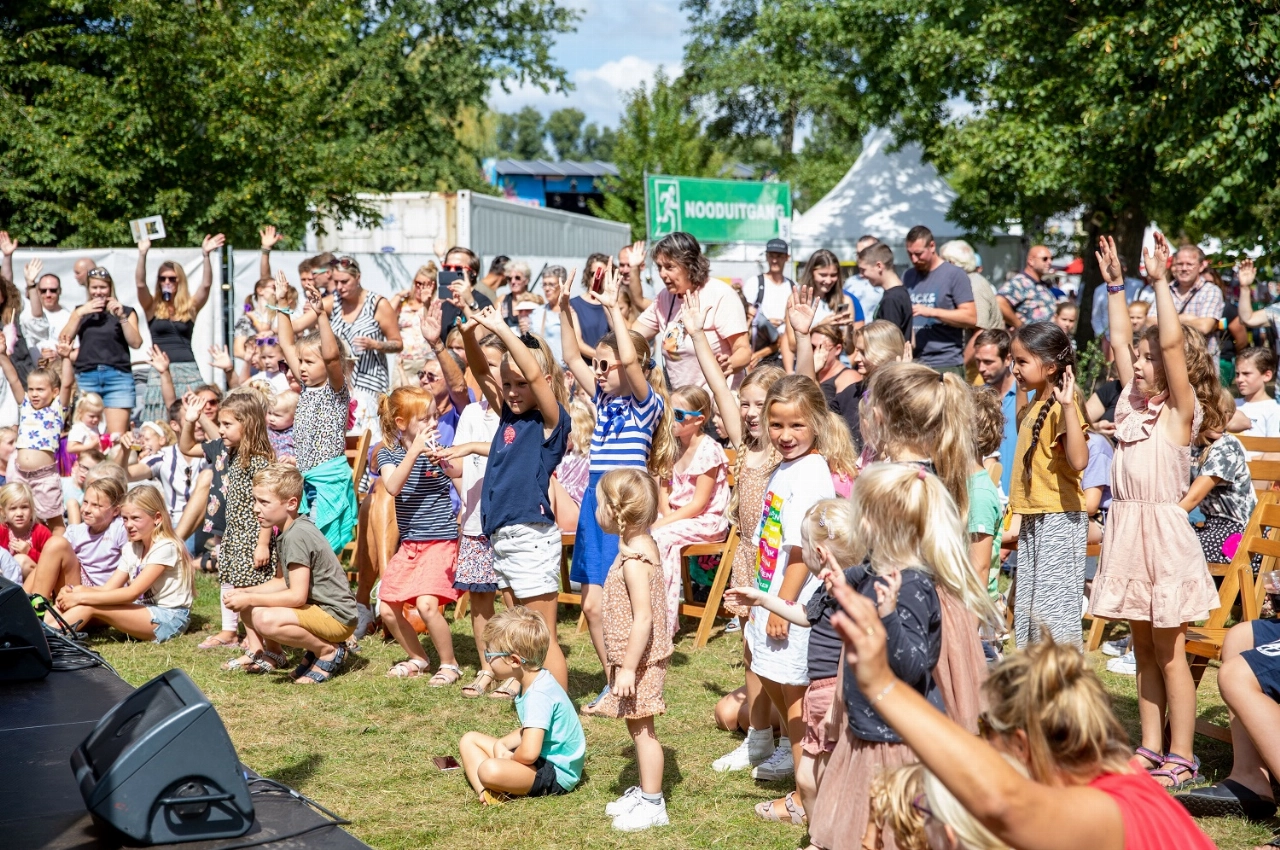 Het UITterras: Feestelijke opening van het culturele seizoen