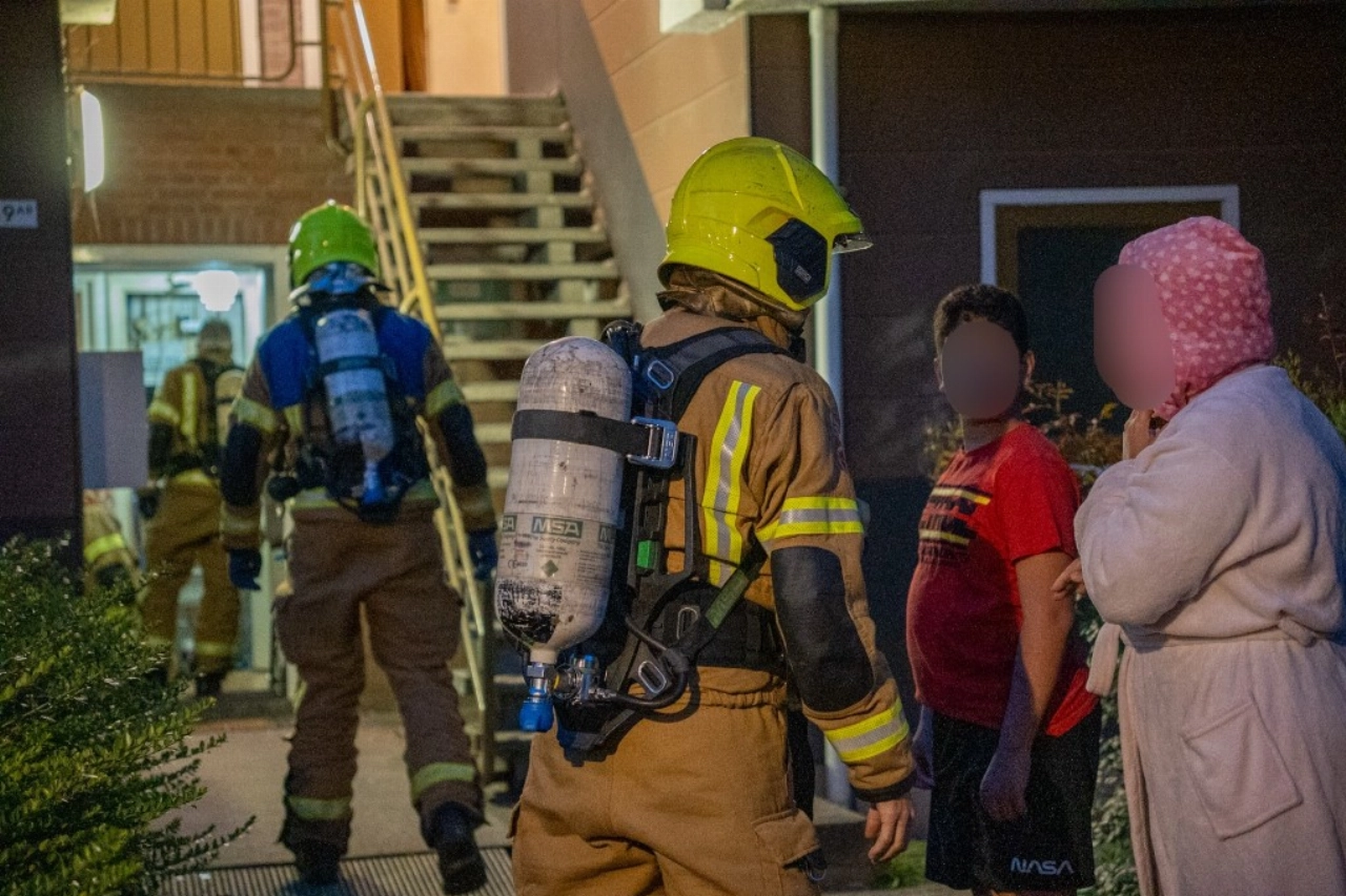 Bewoners op straat om gaslucht in Vlaardingen