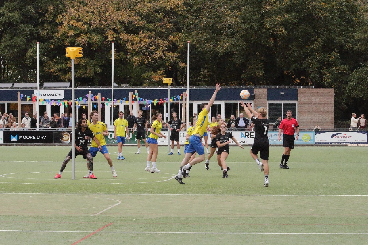 Knappe winst voor CKC Maassluis kan degradatie niet tegenhouden