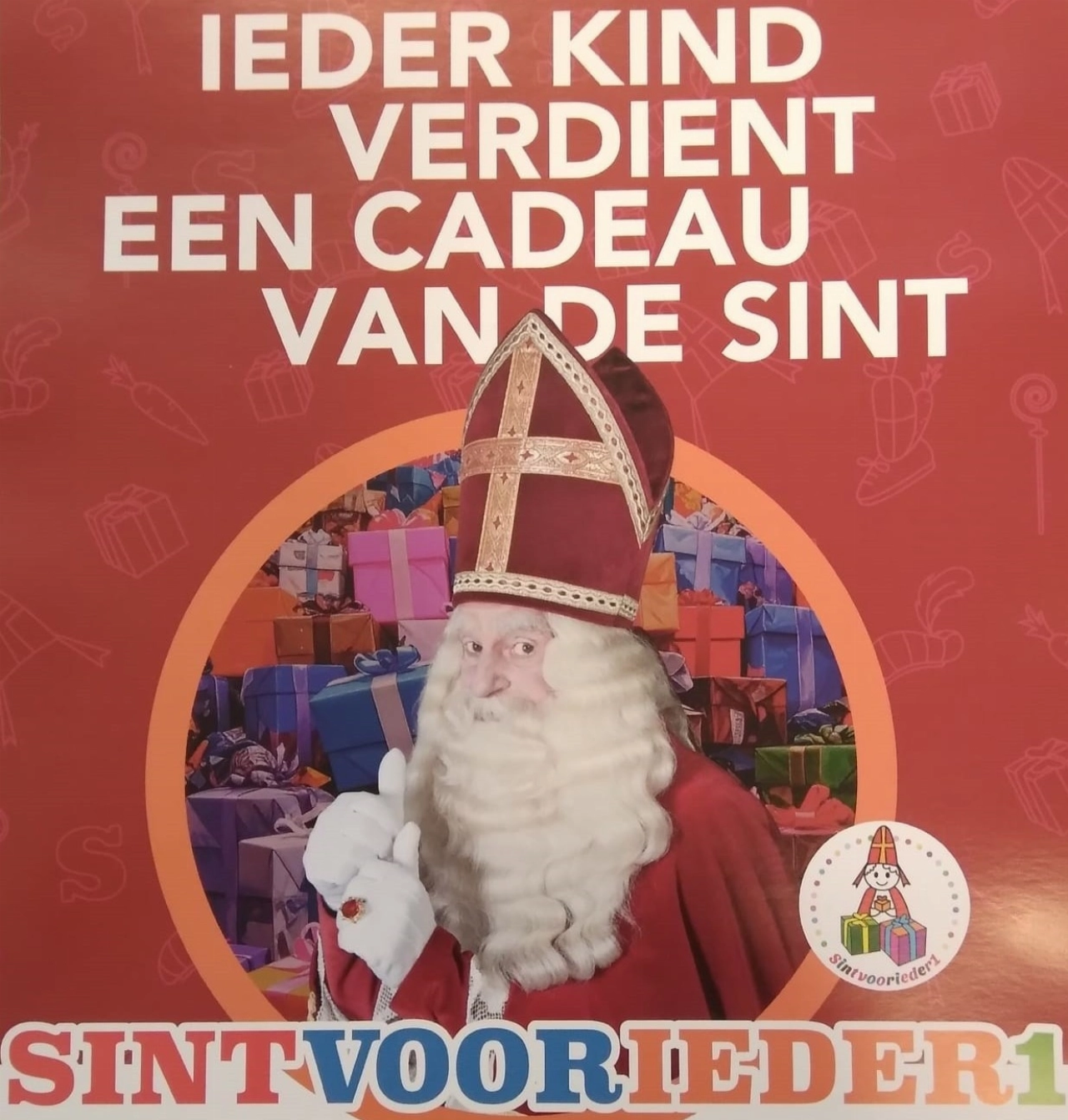 De Bibliotheek Maassluis inzamelpunt voor cadeaus voor Sintvoorieder1