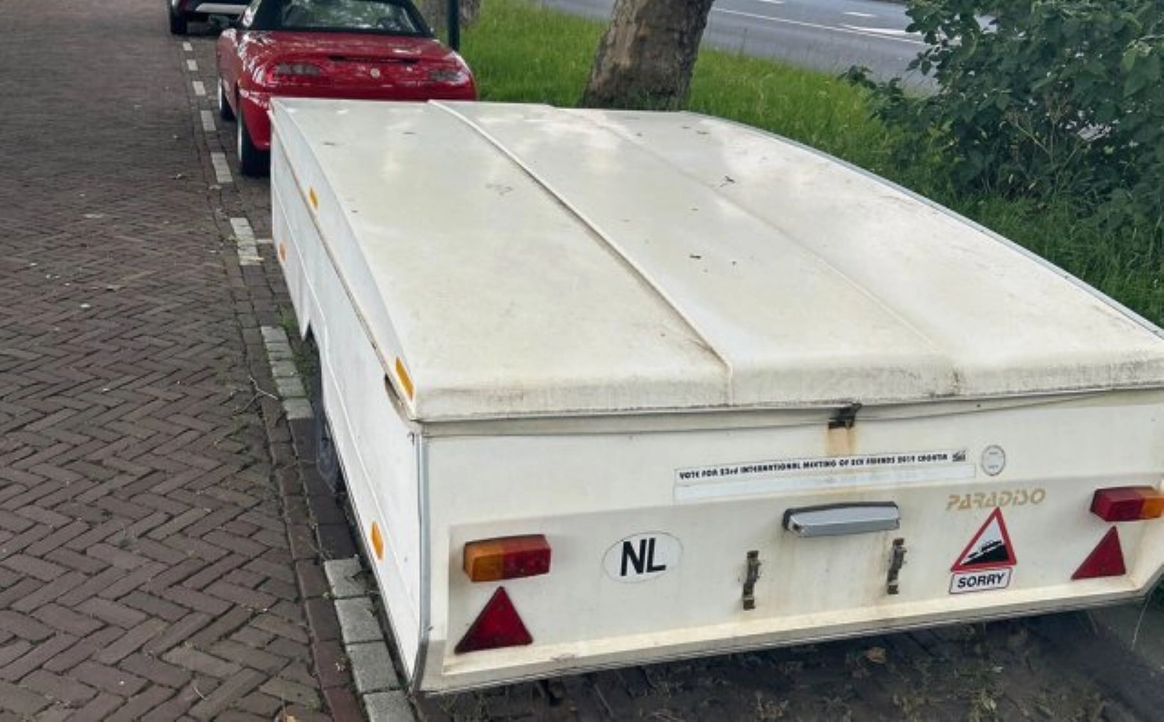 Maassluis zoekt eigenaar vouwwagen