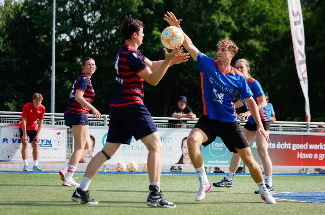 c.k.c. Maassluis haakt af in titelstrijd en moet vrezen voor degradatie
