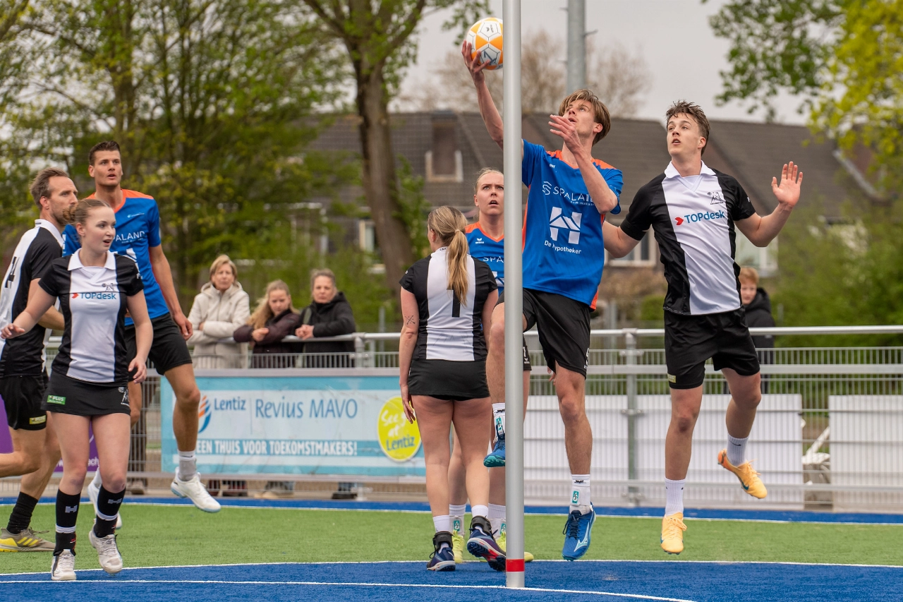 Zwarte zaterdag voor korfballend Maassluis