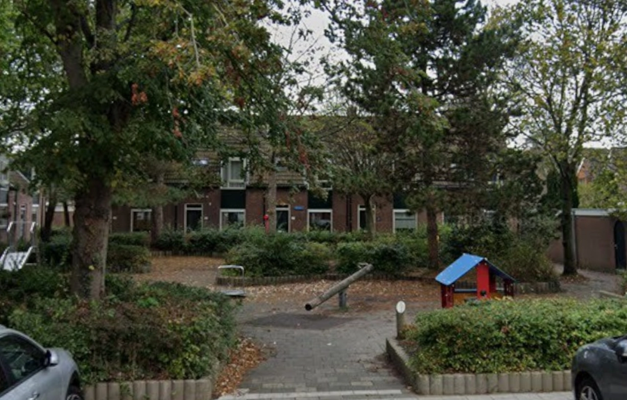 Bewoner vraagt gemeente om aanpassingen op Damplein vanwege overlast