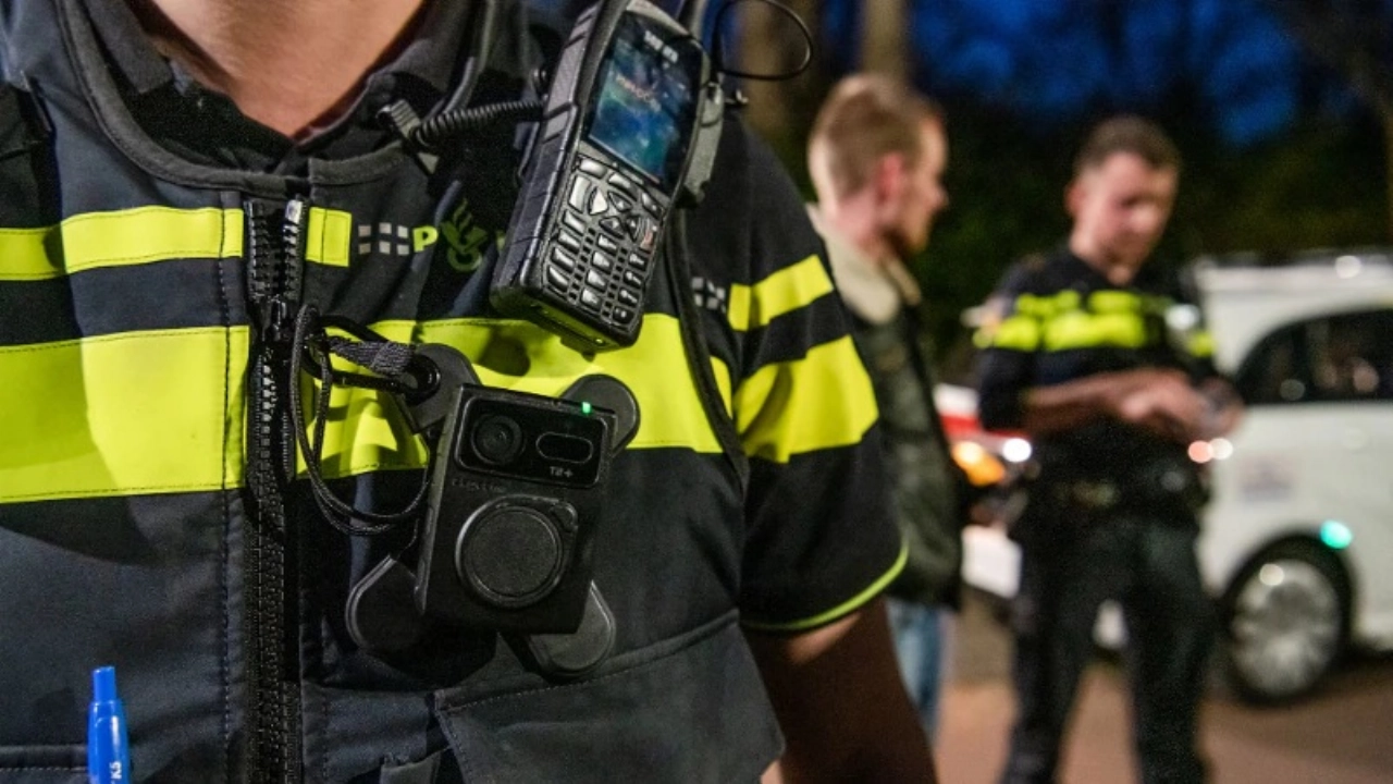 Zeven kilo harddrugs verstopt in meubel aan Seringenstraat