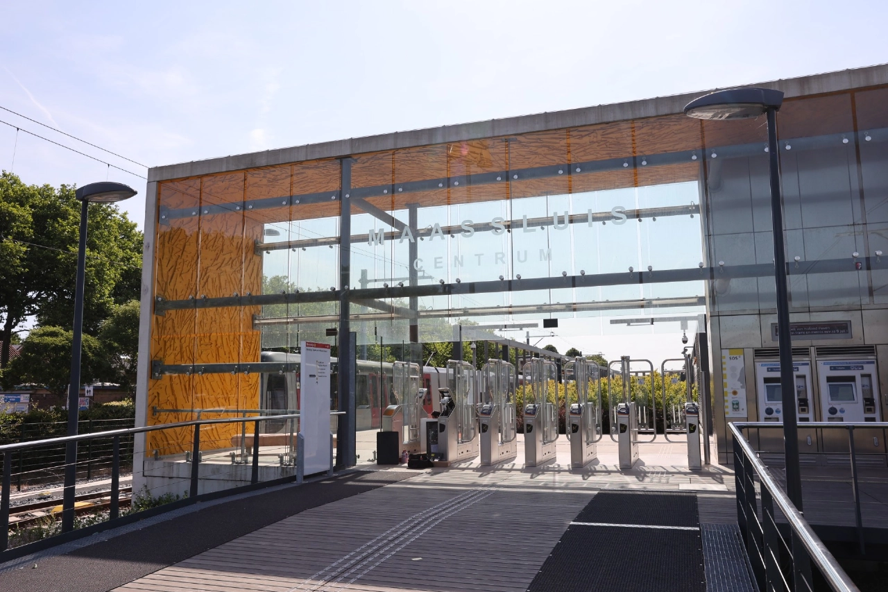 Zuidelijke toegang metrostation centrum stap dichterbij