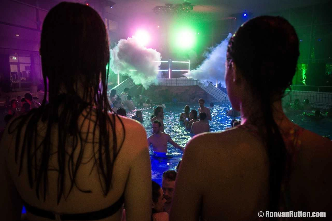 Tweede Poolparty met DJ's uit VK en VS