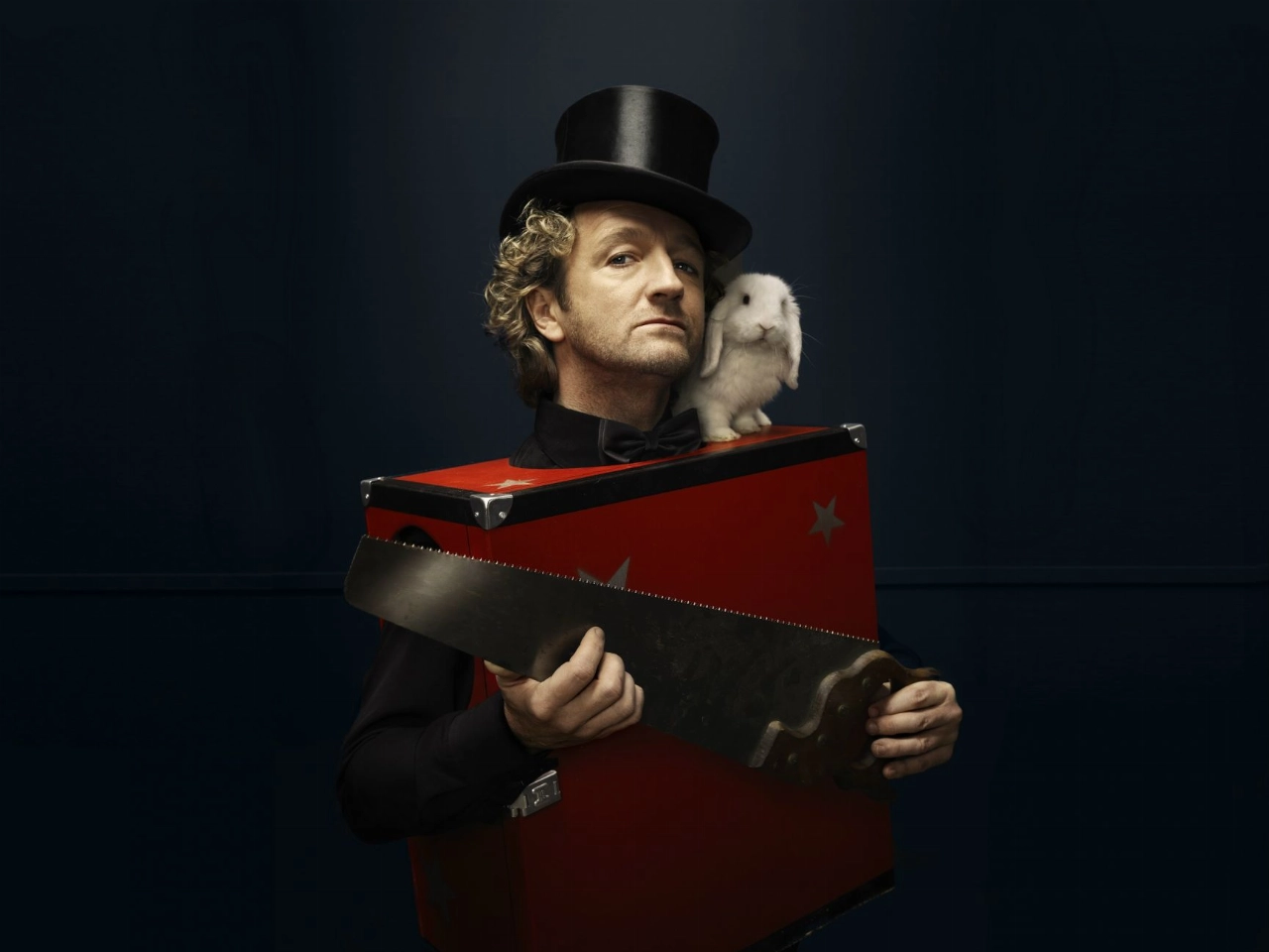 Voormalig Ashton Brother Pepijn Gunneweg terug in het theater!