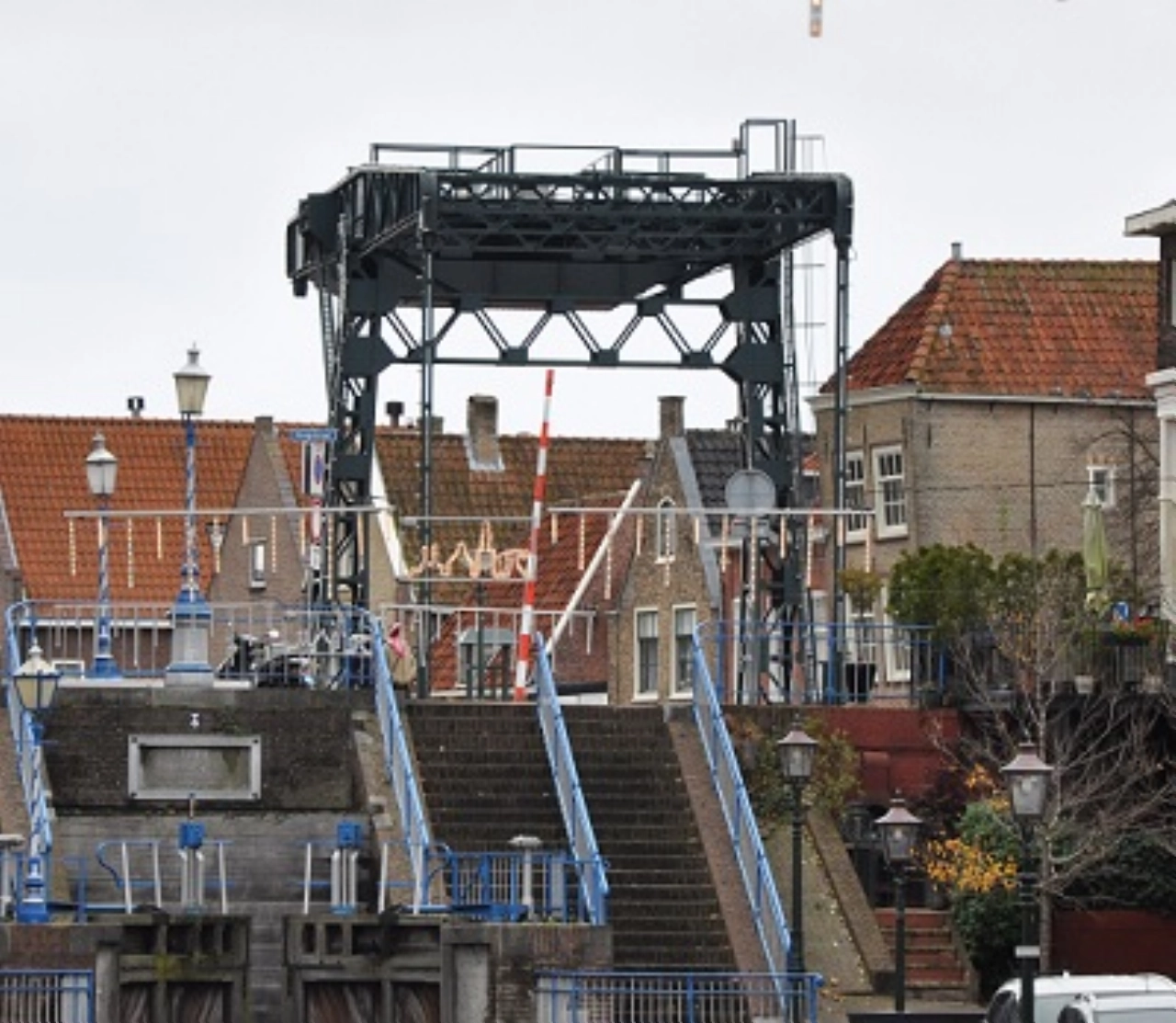 Wat te doen met oude sluisdeuren?