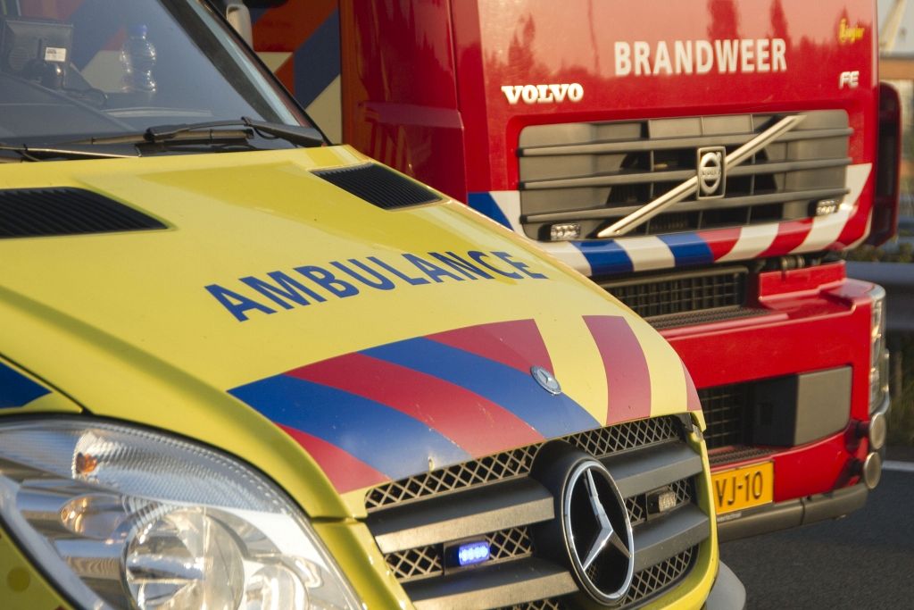 Twee doden na ontploffing en brand in Vlaardingen West