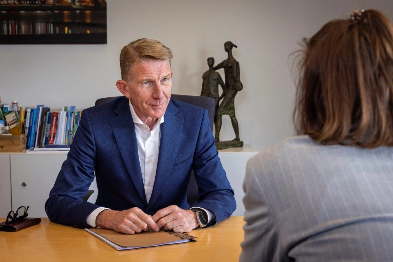 Burgemeester houdt spreekuur in stadhuis