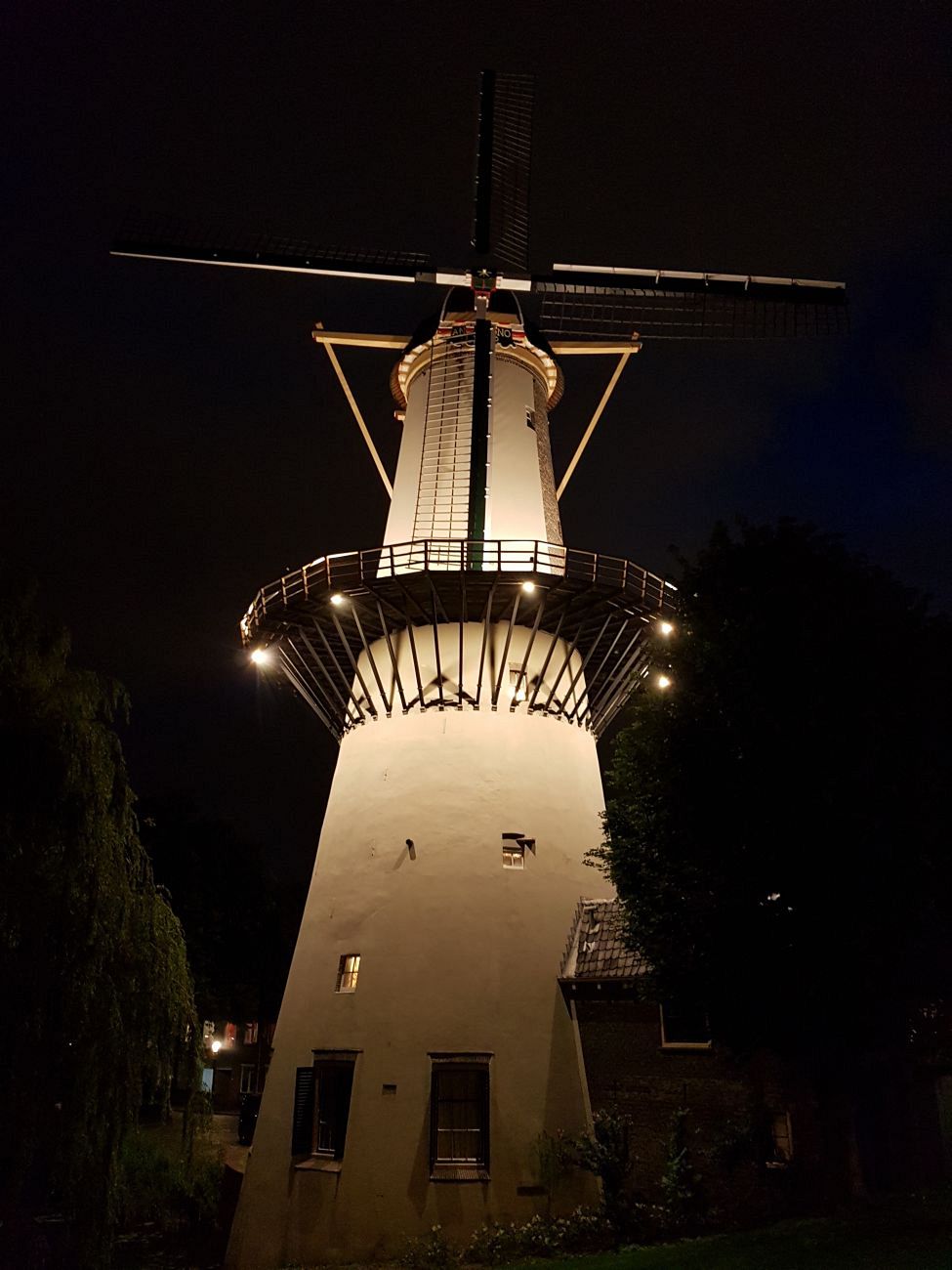 PvdM Techniek zet molens van Schiedam in energiezuinig licht