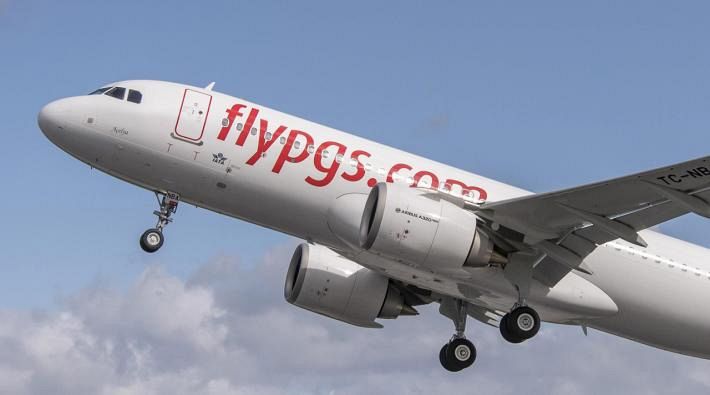 Pegasus Airlines vliegt op Istanboel