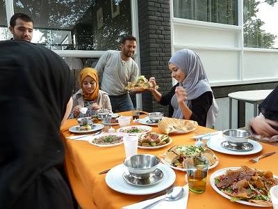 Provincie waarschuwt Schiedam: sneller huisvesting statushouders