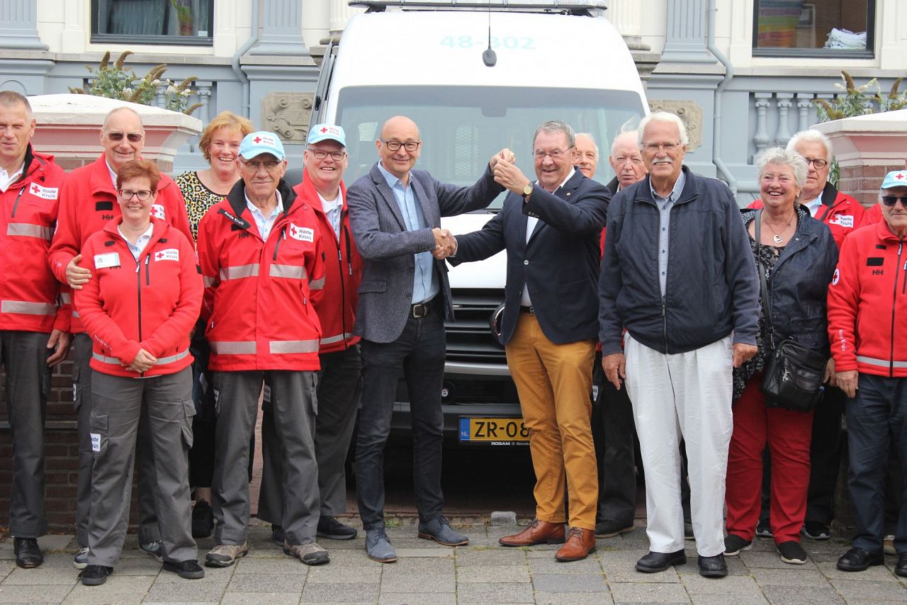 Rode Kruis blij met steun Fonds Schiedam Vlaardingen
