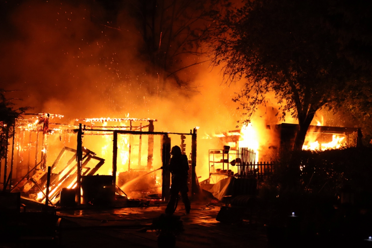 Forse brand volkstuinen Vijfsluizen