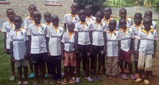 Hockeyshirts krijgen tweede leven in Kenia
