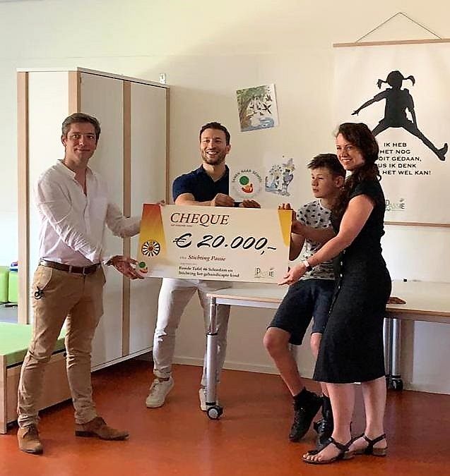 Ronde Tafel doneert € 20.000 aan Stichting Passie