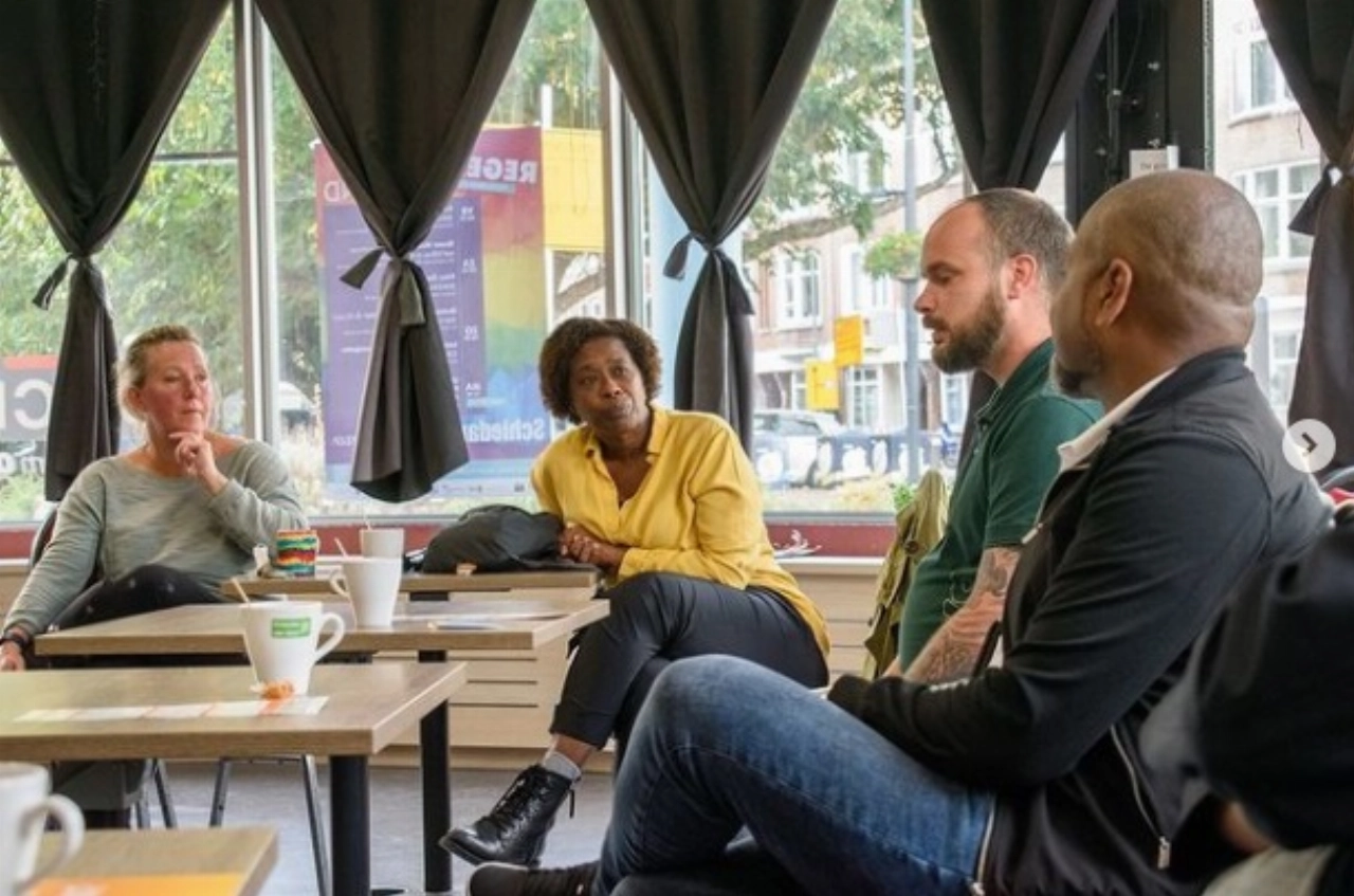 Van 't Hoffplein heeft 'aandacht van de politie'