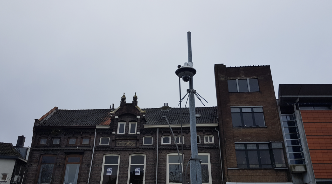 Omstreden Chinese camera's staan ook in Schiedam