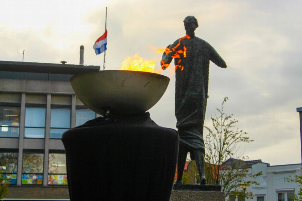 Drie herdenkingen in Schiedam op 4 mei