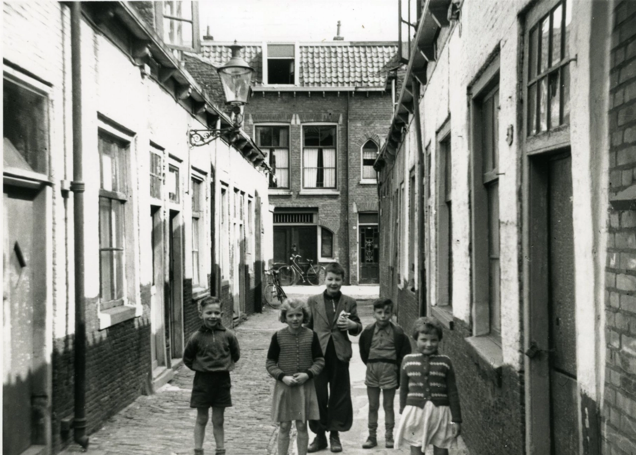 Expositie: Schiedam door de ogen van Alex de Herder