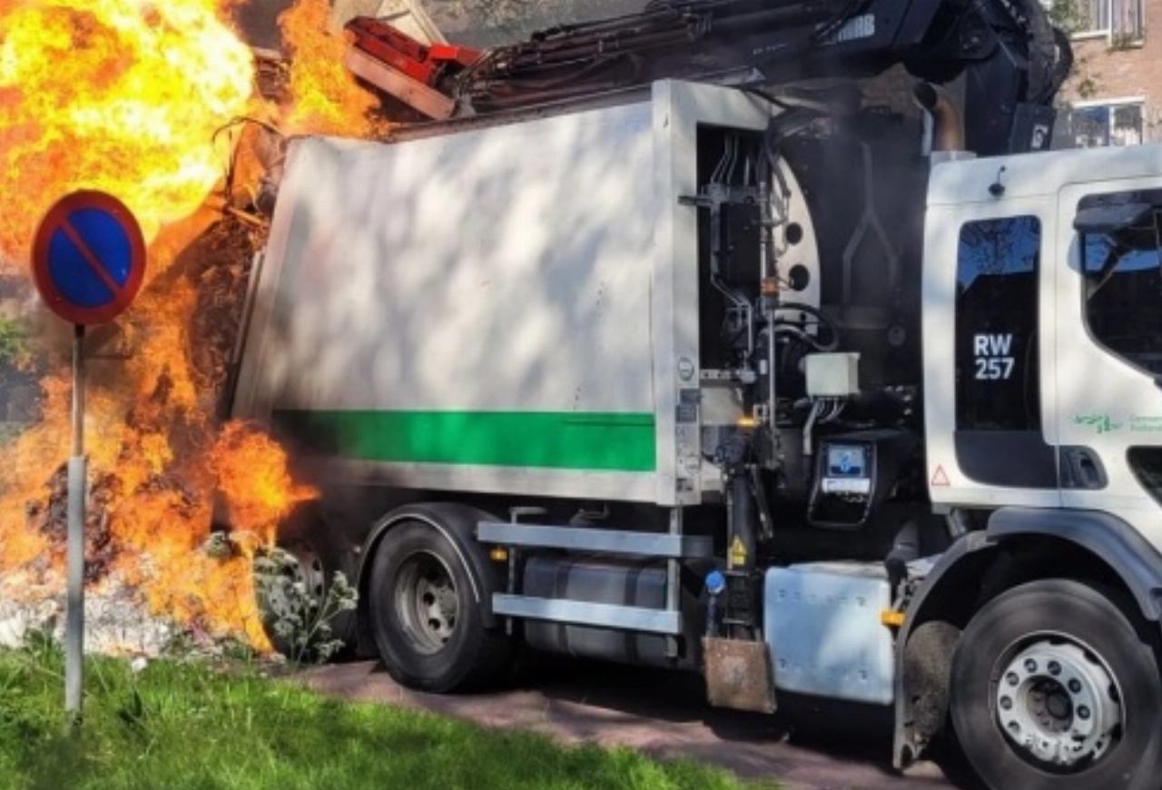 Irado adviseert na branden: batterijen apart inleveren