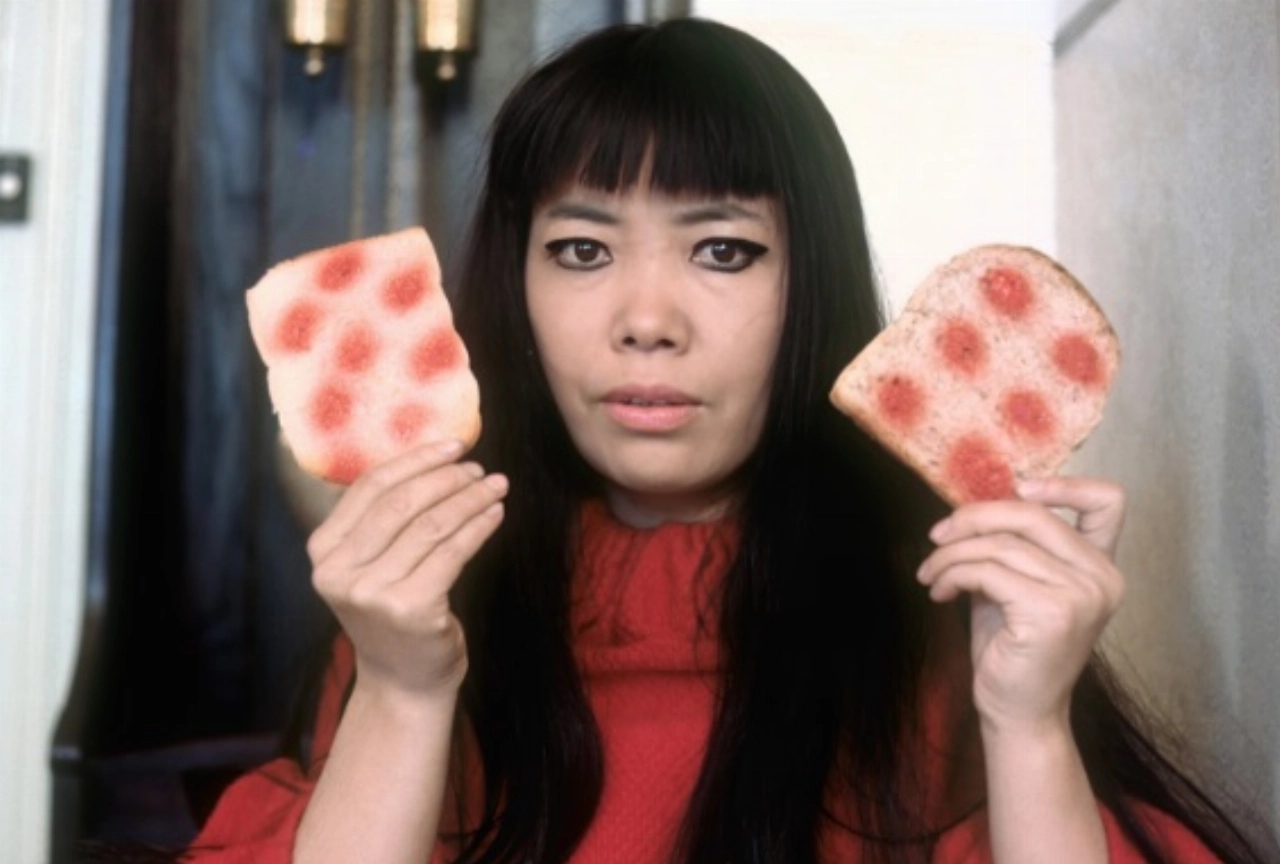 Foto's van Yayoi Kusama te zien in museum